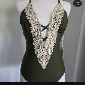 Elegant Olive Green Lace Trimmed Women's Top